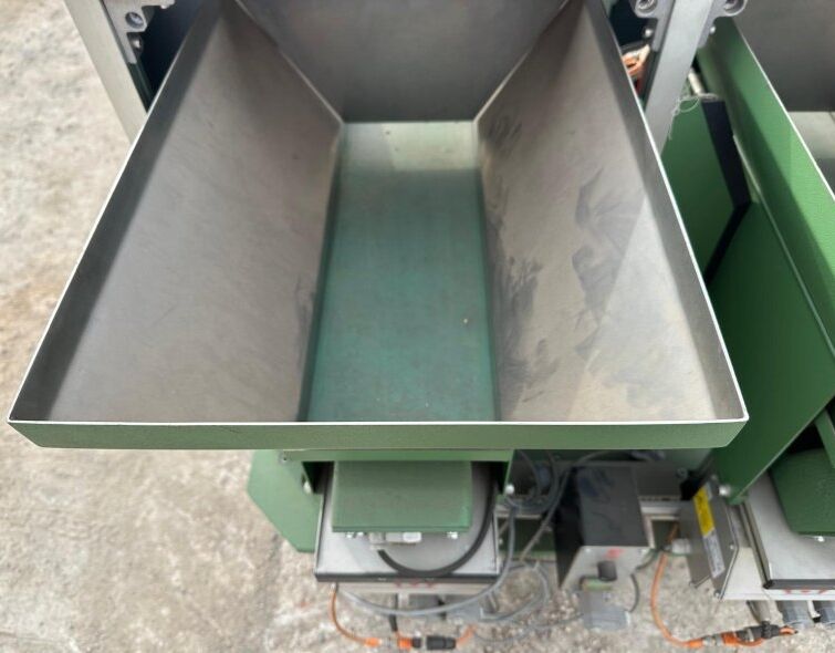 VIBRANT VIBRATORY FEEDER 2